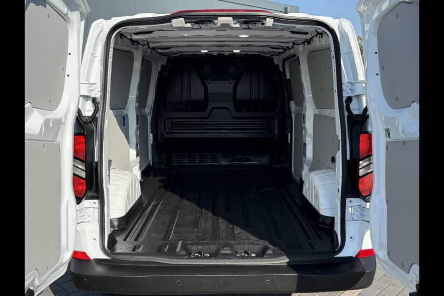 Ford Transit Custom 2.0 TDCI 136 PK TREND / L2H1 / 41.992 KM !! / 2.800 KG AHG / CAMERA / CRUISE / 3 ZITS / AIRCO / CARPLAY