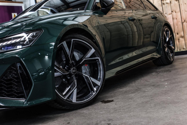 Audi RS6 TFSI Quattro *Keramisch*Pano*B&O Advanced*Soft-Close*Alcantara*