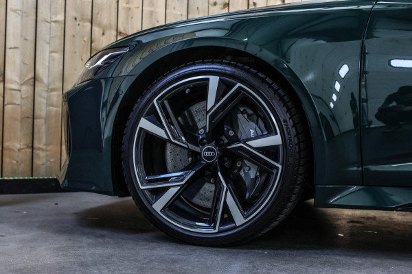 Audi RS6 TFSI Quattro *Keramisch*Pano*B&O Advanced*Soft-Close*Alcantara*