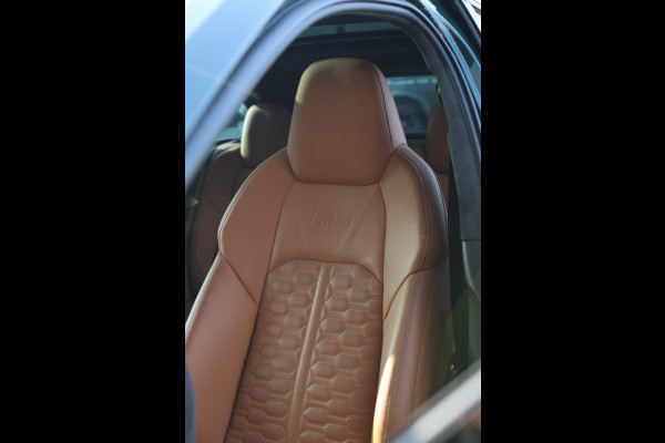 Audi RS6 TFSI Quattro *Keramisch*Pano*B&O Advanced*Soft-Close*Alcantara*