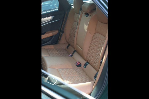 Audi RS6 TFSI Quattro *Keramisch*Pano*B&O Advanced*Soft-Close*Alcantara*