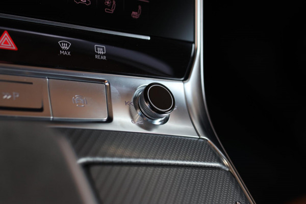 Audi RS6 TFSI Quattro *Keramisch*Pano*B&O Advanced*Soft-Close*Alcantara*