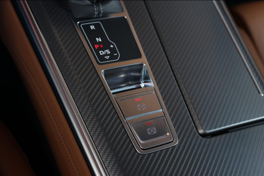 Audi RS6 TFSI Quattro *Keramisch*Pano*B&O Advanced*Soft-Close*Alcantara*