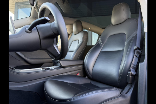 Tesla Model Y Aut. Long Range Dual Motor AWD | Autopilot | Panorama | Leder |