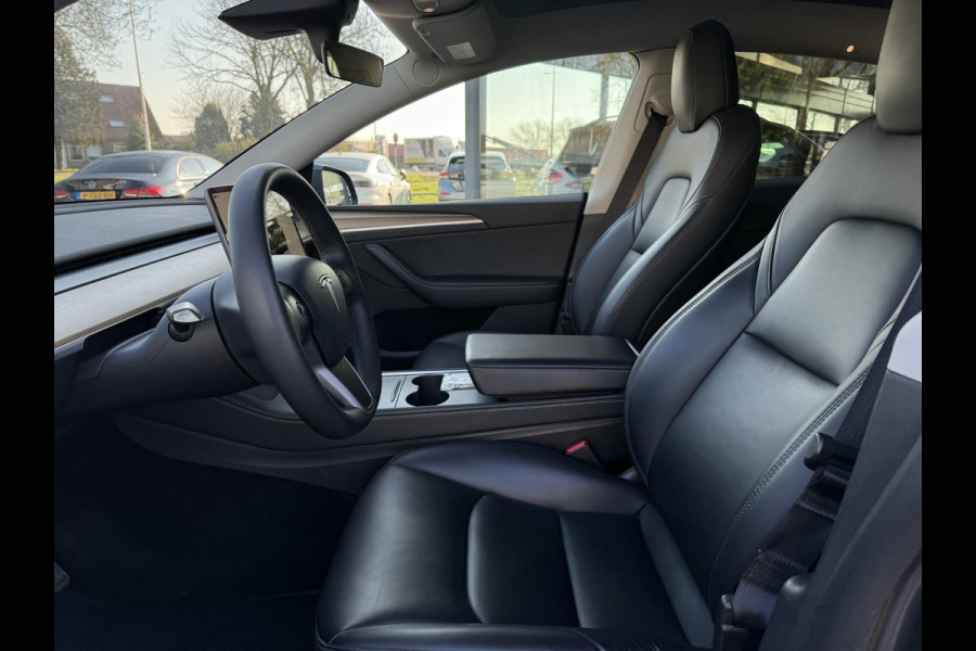 Tesla Model Y Aut. Long Range Dual Motor AWD | Autopilot | Panorama | Leder |