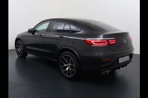 Mercedes-Benz GLC 300e AMG Coupé // Headup // Luchtvering // Memory // Burmester // 360 Camera // Distronic // Rijassistentie pakket // Keyless //