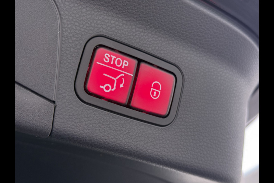 Mercedes-Benz GLC 300e AMG Coupé // Headup // Luchtvering // Memory // Burmester // 360 Camera // Distronic // Rijassistentie pakket // Keyless //