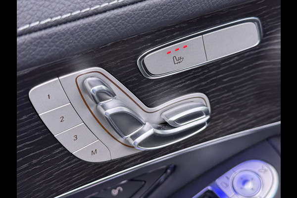 Mercedes-Benz GLC 300e AMG Coupé // Headup // Luchtvering // Memory // Burmester // 360 Camera // Distronic // Rijassistentie pakket // Keyless //