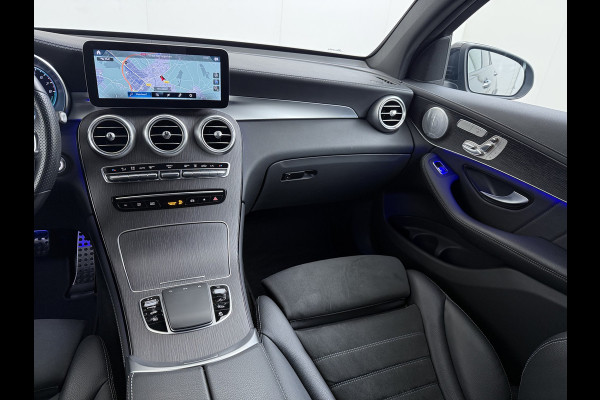 Mercedes-Benz GLC 300e AMG Coupé // Headup // Luchtvering // Memory // Burmester // 360 Camera // Distronic // Rijassistentie pakket // Keyless //