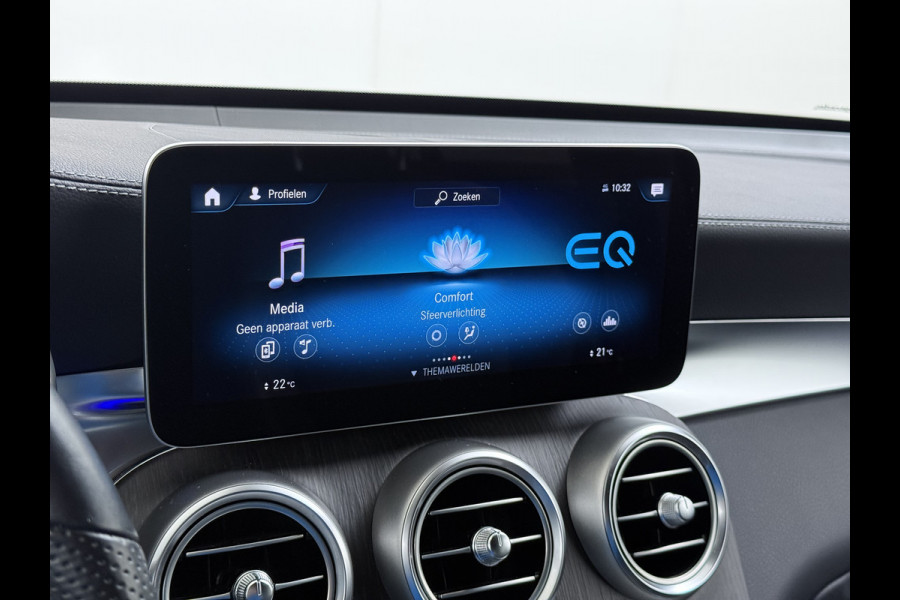Mercedes-Benz GLC 300e AMG Coupé // Headup // Luchtvering // Memory // Burmester // 360 Camera // Distronic // Rijassistentie pakket // Keyless //