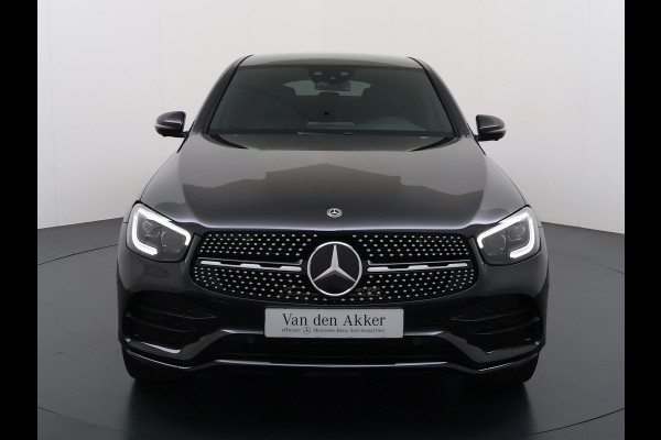Mercedes-Benz GLC 300e AMG Coupé // Headup // Luchtvering // Memory // Burmester // 360 Camera // Distronic // Rijassistentie pakket // Keyless //