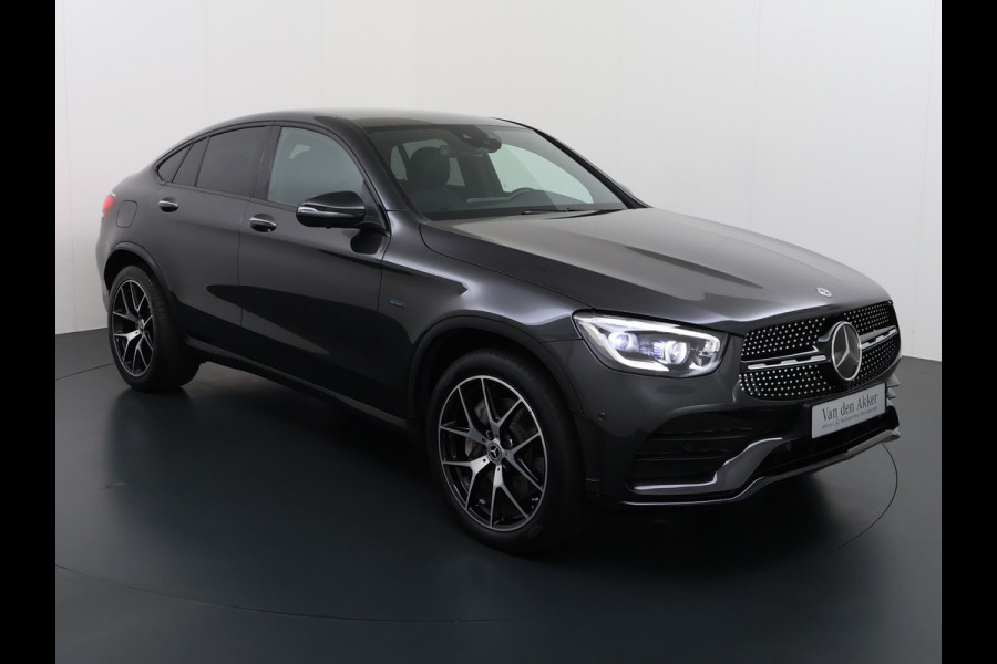 Mercedes-Benz GLC 300e AMG Coupé // Headup // Luchtvering // Memory // Burmester // 360 Camera // Distronic // Rijassistentie pakket // Keyless //
