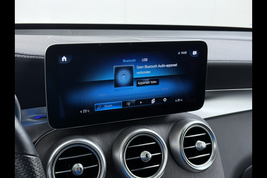 Mercedes-Benz GLC 300e AMG Coupé // Headup // Luchtvering // Memory // Burmester // 360 Camera // Distronic // Rijassistentie pakket // Keyless //