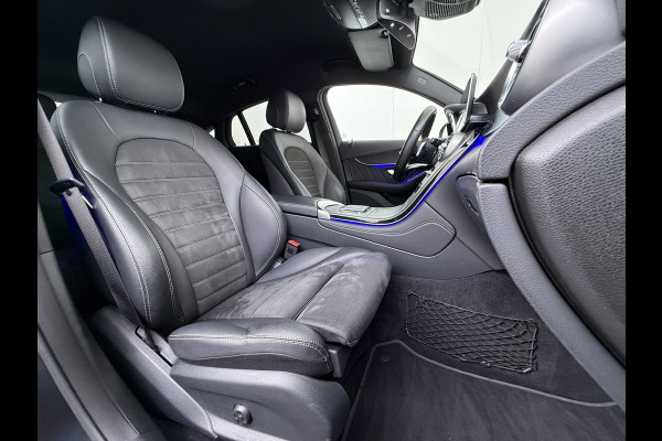 Mercedes-Benz GLC 300e AMG Coupé // Headup // Luchtvering // Memory // Burmester // 360 Camera // Distronic // Rijassistentie pakket // Keyless //