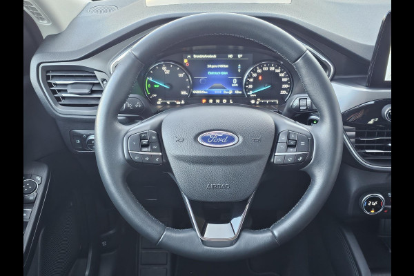 Ford Kuga 2.5 PHEV Titanium 225 pk | Winterpack | Head up display | PDC v + a | Lane assist | All-seasons banden