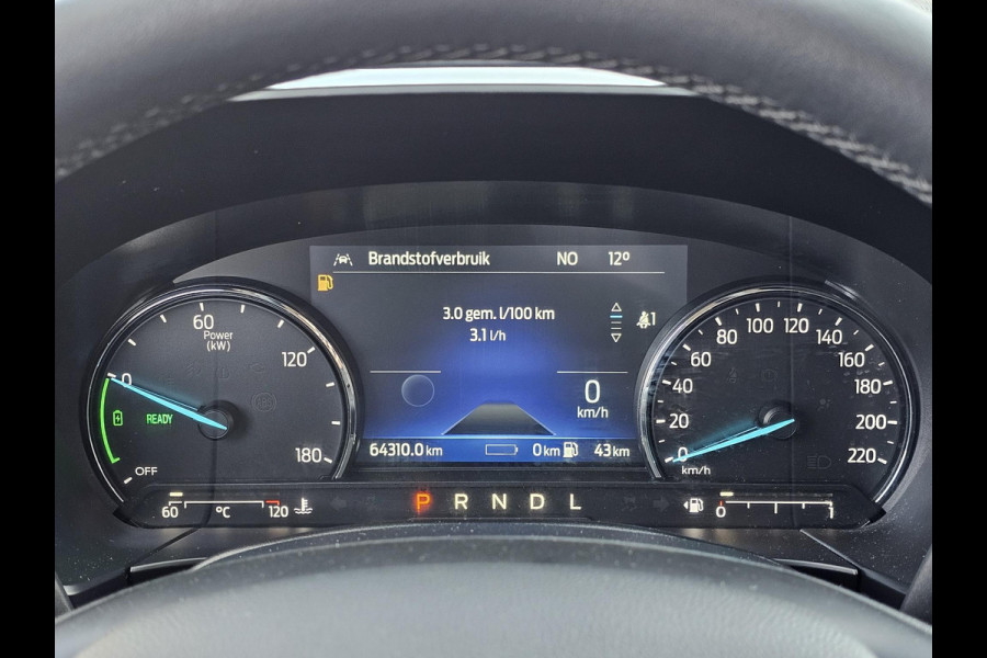 Ford Kuga 2.5 PHEV Titanium 225 pk | Winterpack | Head up display | PDC v + a | Lane assist | All-seasons banden