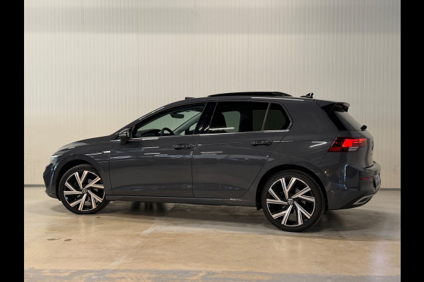 Volkswagen Golf 2.0 TDI | PANO | LED | CAMERA | MEMORY SEATS | CARPLAY | IQ DRIVE