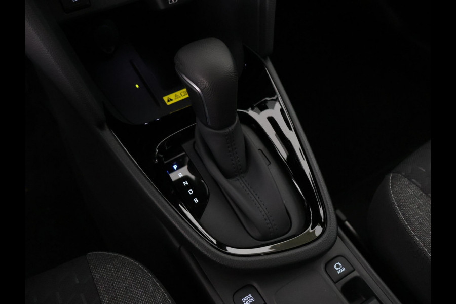 Toyota Yaris Cross 1.5 Hybrid 130 Dynamic | Stuur- & Stoelverwarming | Apple Carplay & AndroidAUTO | Navigatie