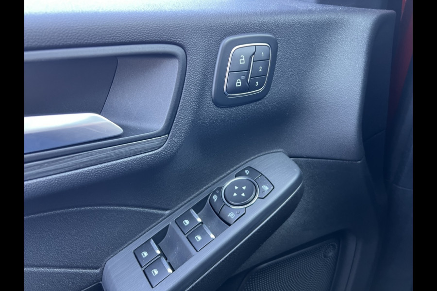 Ford Kuga 2.5 PHEV Active X Techpack / Winterpack / Trekhaak