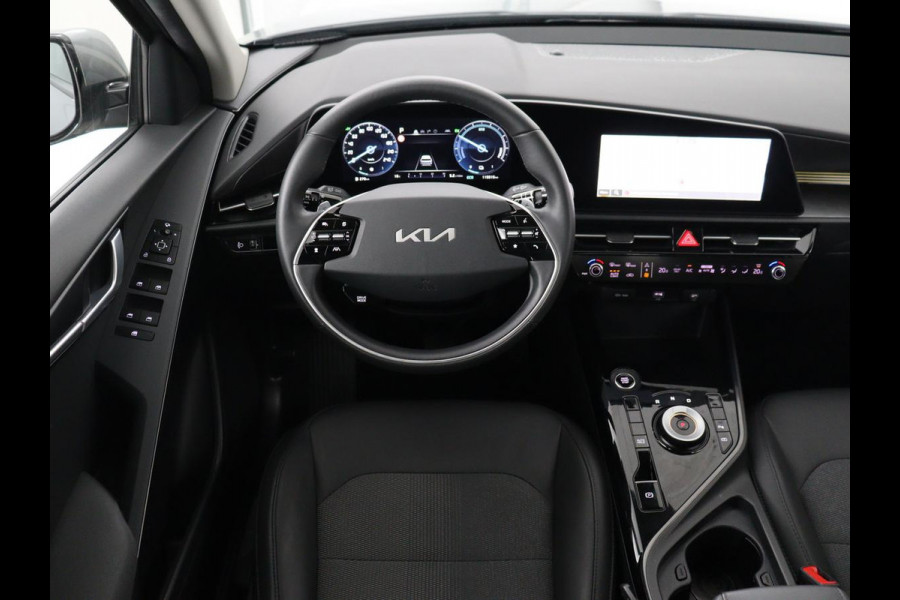 Kia Niro 1.6 GDi Hybrid DynamicLine | Trekhaak | Adaptive cruise | Camera | Carplay | Half leder | Navigatie | Sfeerverlichting | File Assistent | Parkeerhulp | Keyless | Climate control