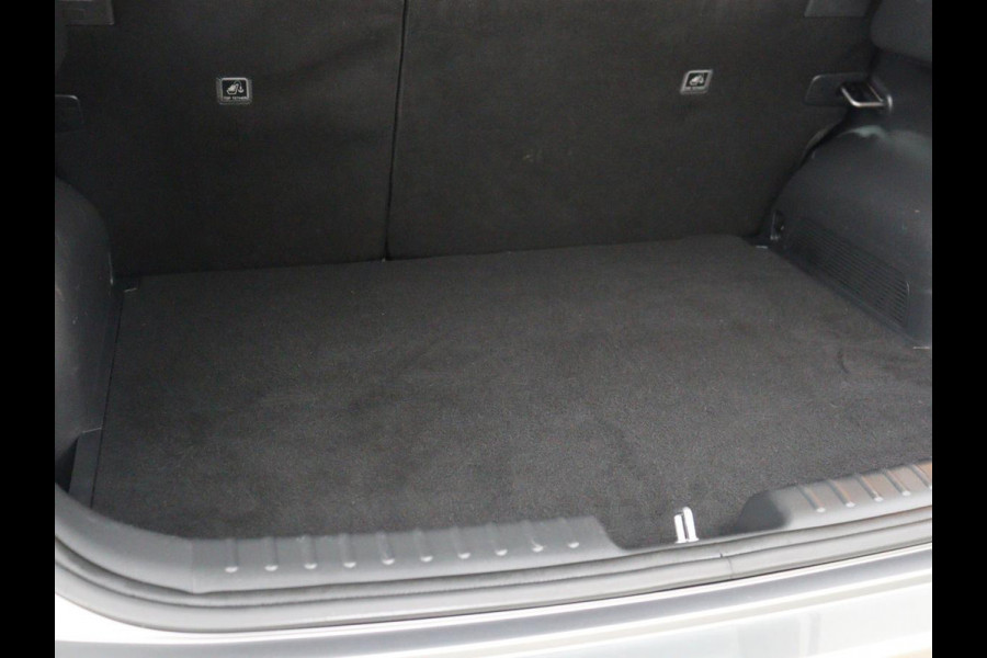 Kia Niro 1.6 GDi Hybrid DynamicLine | Trekhaak | Adaptive cruise | Camera | Carplay | Half leder | Navigatie | Sfeerverlichting | File Assistent | Parkeerhulp | Keyless | Climate control