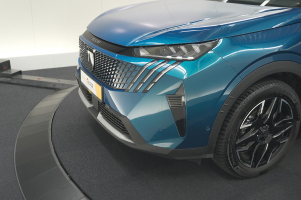 Peugeot 3008 1.2 Hybrid 136 GT | Panoramdak | 360 Camera | Stoelverwarming | Elektrische Kofferklep | Allseason Banden