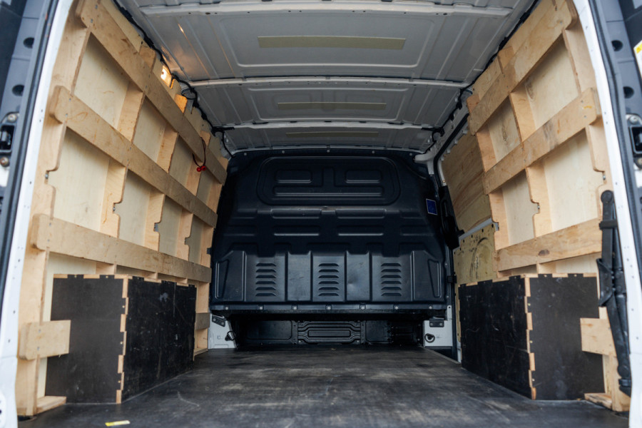 Mercedes-Benz Vito 116 CDI L2H1 | 164 PK | Automaat | Camera | Carplay | Cruise | Airco