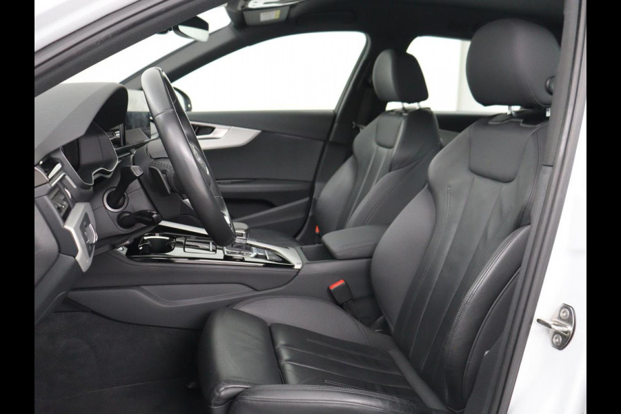 Audi A4 35 TFSI Business Edition | Leder | Stoelverwarming | Trekhaak | Adaptive cruise | Full LED | Carplay | Virtual Cockpit | Navigatie | File Assistent | Climate control | Parkeerhulp | Bluetooth