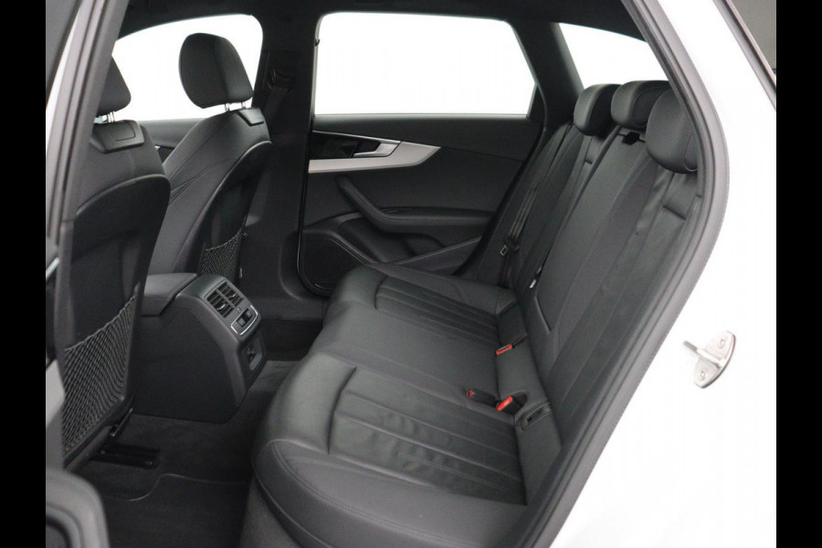 Audi A4 35 TFSI Business Edition | Leder | Stoelverwarming | Trekhaak | Adaptive cruise | Full LED | Carplay | Virtual Cockpit | Navigatie | File Assistent | Climate control | Parkeerhulp | Bluetooth