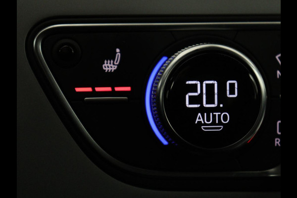 Audi A4 35 TFSI Business Edition | Leder | Stoelverwarming | Trekhaak | Adaptive cruise | Full LED | Carplay | Virtual Cockpit | Navigatie | File Assistent | Climate control | Parkeerhulp | Bluetooth