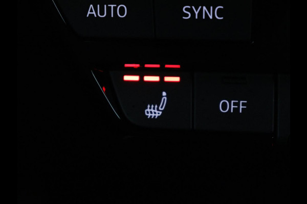 Audi Q4 e-tron 35 Launch edition 55 kWh | Warmtepomp | Stoelverwarming | Carplay | Full LED | 19'' | Navigatie | Parkeerhulp | DAB | Climate control | Cruise control | Bluetooth