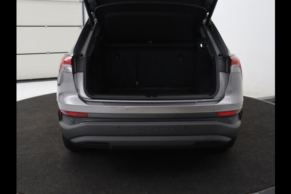 Audi Q4 e-tron 35 Launch edition 55 kWh | Warmtepomp | Stoelverwarming | Carplay | Full LED | 19'' | Navigatie | Parkeerhulp | DAB | Climate control | Cruise control | Bluetooth
