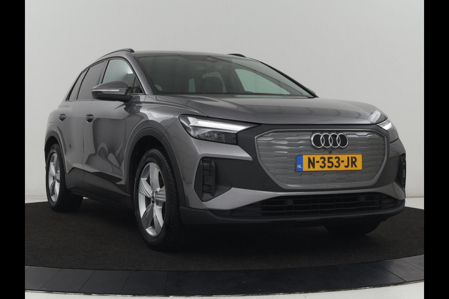 Audi Q4 e-tron 35 Launch edition 55 kWh | Warmtepomp | Stoelverwarming | Carplay | Full LED | 19'' | Navigatie | Parkeerhulp | DAB | Climate control | Cruise control | Bluetooth