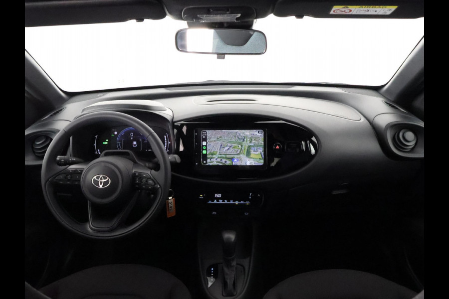 Toyota Aygo X Hybrid 115 Play | Adaptieve Cruise Control | Achteruitrij Camera | Apple Carplay & Android auto |