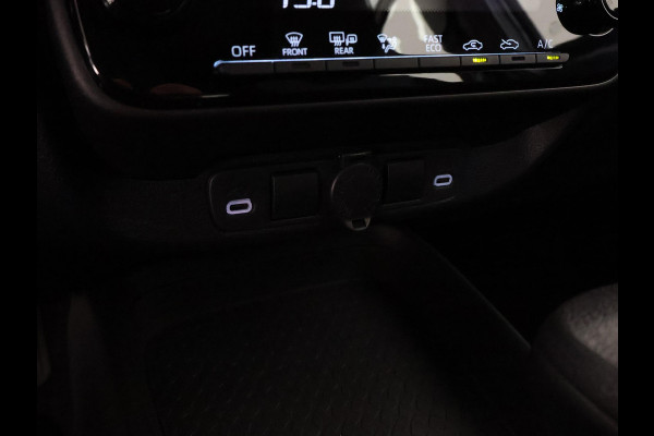 Toyota Aygo X Hybrid 115 Play | Adaptieve Cruise Control | Achteruitrij Camera | Apple Carplay & Android auto |