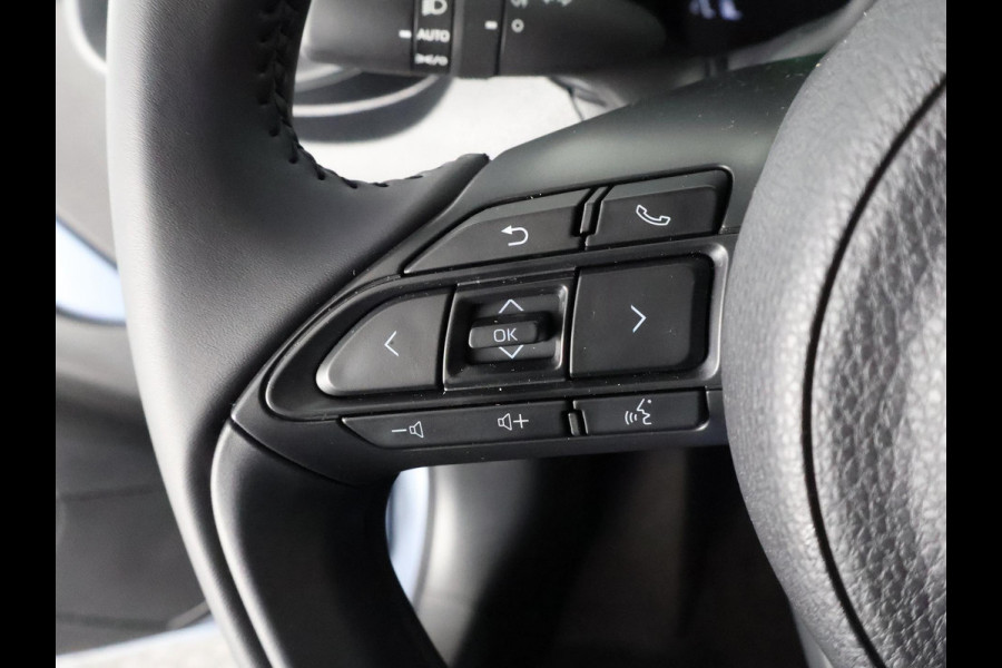 Toyota Aygo X Hybrid 115 Play | Adaptieve Cruise Control | Achteruitrij Camera | Apple Carplay & Android auto |