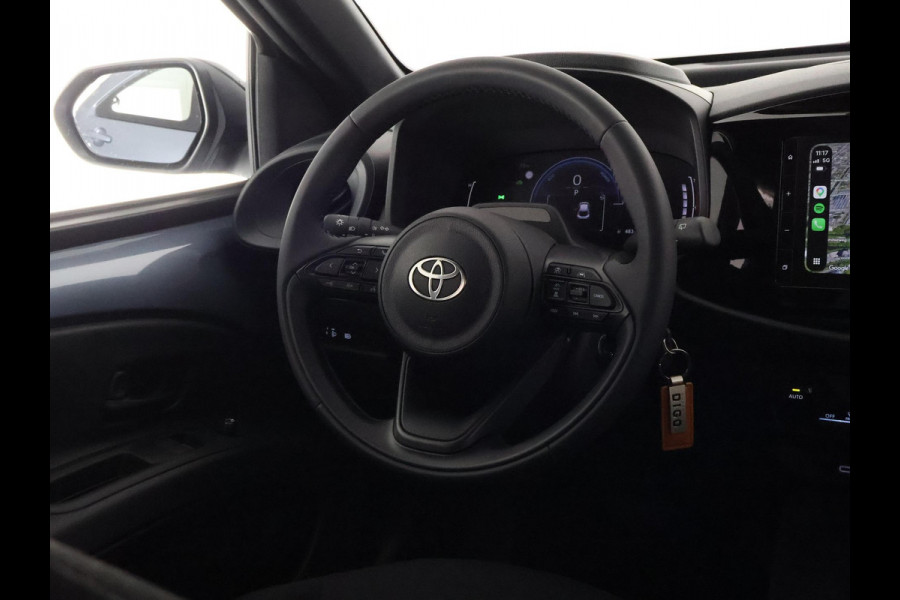 Toyota Aygo X Hybrid 115 Play | Adaptieve Cruise Control | Achteruitrij Camera | Apple Carplay & Android auto |