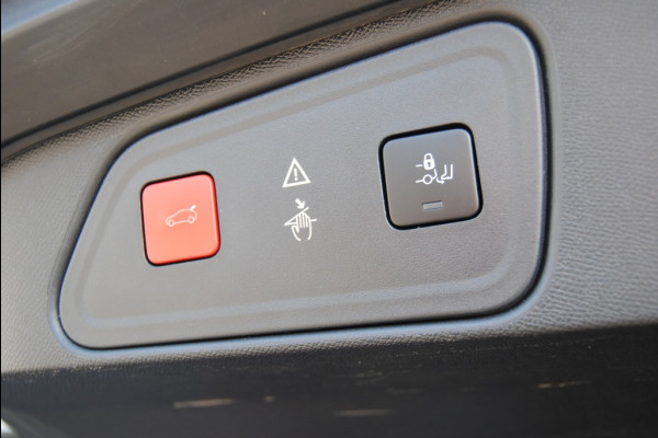 Peugeot 3008 1.6 e-THP GT Line | Carplay| Camera | Achterklep elec| Automaat