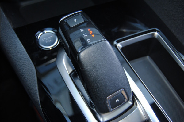 Peugeot 3008 1.6 e-THP GT Line | Carplay| Camera | Achterklep elec| Automaat