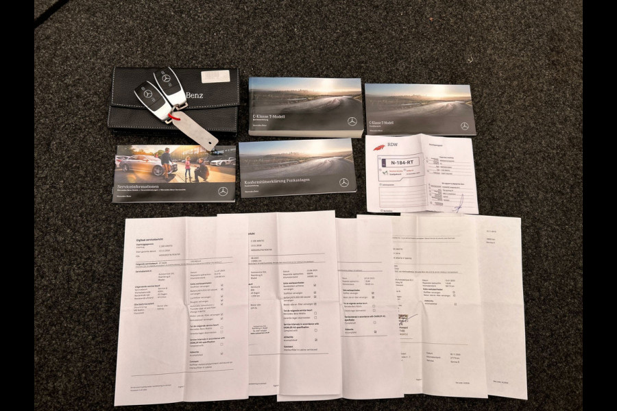 Mercedes-Benz C-Klasse Estate 200 4MATIC Advantage Pack | Trekhaak |Stoelverwarming Adaptieve Cruise Camera Navigatie Carplay