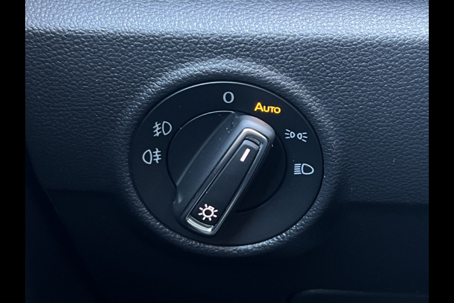 Volkswagen T-Roc 1.5 TSI Sport | Pano | Camera | Leder | LED