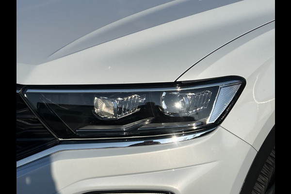 Volkswagen T-Roc 1.5 TSI Sport | Pano | Camera | Leder | LED