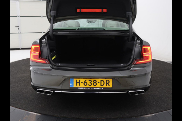 Volvo S90 2.0 T4 Business Luxury+ | Schuifdak | Stoelventilatie | Head-Up | Massage | Standkachel | 360 Camera | Leder | Head-Up | Adaptive cruise | Carplay | Park Assist | Achterbankverwarming | Navigatie