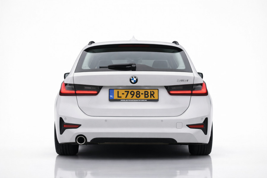 BMW 3 Serie Touring 318i High Executive Sport Line | TREKHAAK | APPLE CARPLAY | NAP | DEALER ONDERHOUDEN | ANDROID AUTO