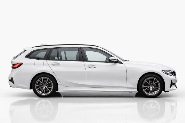 BMW 3 Serie Touring 318i High Executive Sport Line | TREKHAAK | APPLE CARPLAY | NAP | DEALER ONDERHOUDEN | ANDROID AUTO