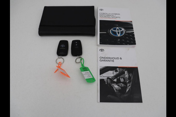 Toyota Corolla 2.0 Hybrid Trek | Stoelverwarming | Adaptive cruise | Navigatie | Camera | Carplay | Keyless | Full LED | DAB | Climate control | Bluetooth
