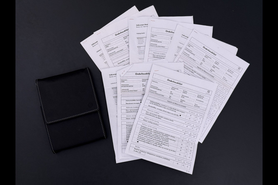 Volkswagen Transporter 2.0TDI 150PK AUT-7 3-Pers. Euro 6 Trekhaak Navi* Apple Carplay Android Auto Airco Cruise Control Pdc Comfortline Betonplex Vloer Lat om Lat Wandbetimmering Schuifdeur 2.500KG Trekgewicht 1e Eigenaar Origineel Nederlandse Bestelbus