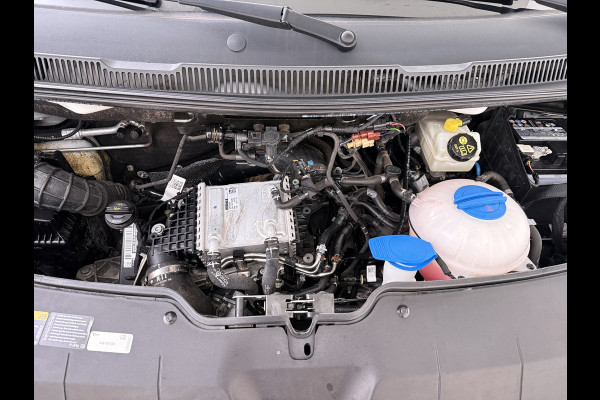 Volkswagen Transporter 2.0TDI 150PK AUT-7 3-Pers. Euro 6 Trekhaak Navi* Apple Carplay Android Auto Airco Cruise Control Pdc Comfortline Betonplex Vloer Lat om Lat Wandbetimmering Schuifdeur 2.500KG Trekgewicht 1e Eigenaar Origineel Nederlandse Bestelbus