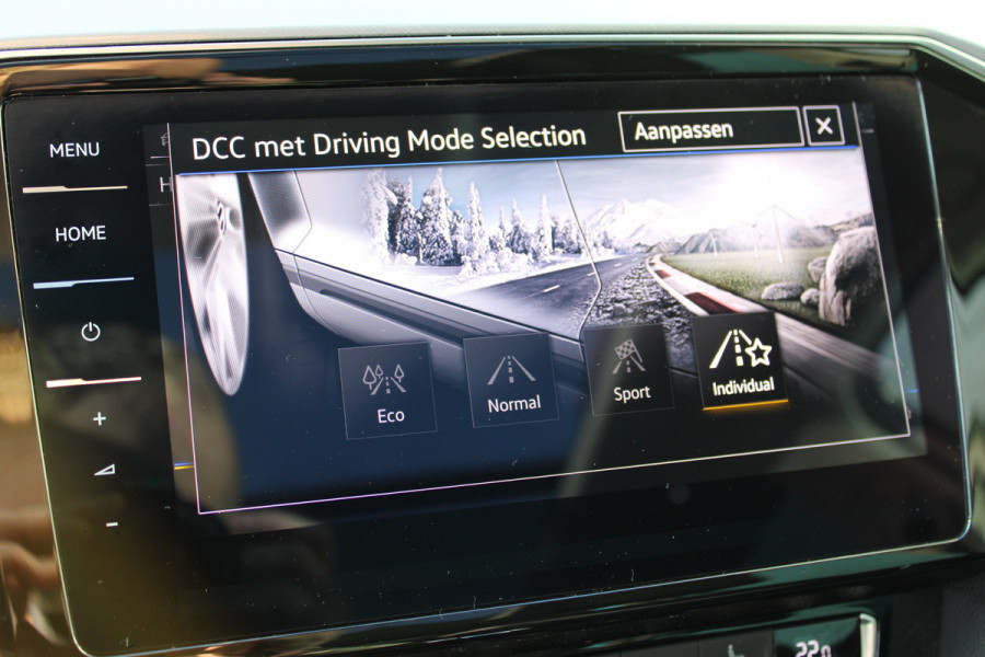 Volkswagen Passat Variant 1.4 218pk TSI PHEV GTE Business | Panoramadak | Adaptieve cruise | Stoelverwarming | Elektrische kofferklep