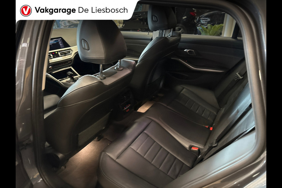 BMW 3 Serie Touring 320e Business Edition Plus,leer,navi,trekhaak,orig ned ,dealer onderhouden